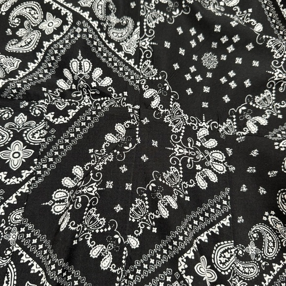 Missguided Paisley Bandana Print Dress - Picture 14 of 14